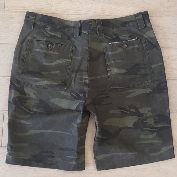 Men's Green Camo Board Shorts 38 - Picture 2 of 10